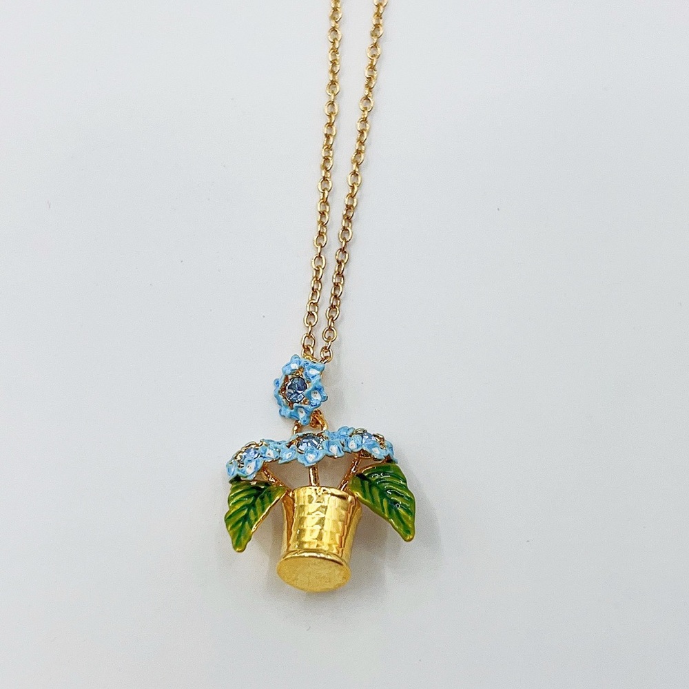 Les Nereides flower pot necklace